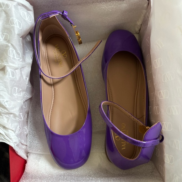 Valentino Purple Patent Leather Flats - Picture 3 of 8
